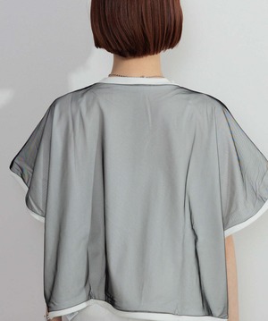 235085 オーバーチュールレースボックスプルオーバー white