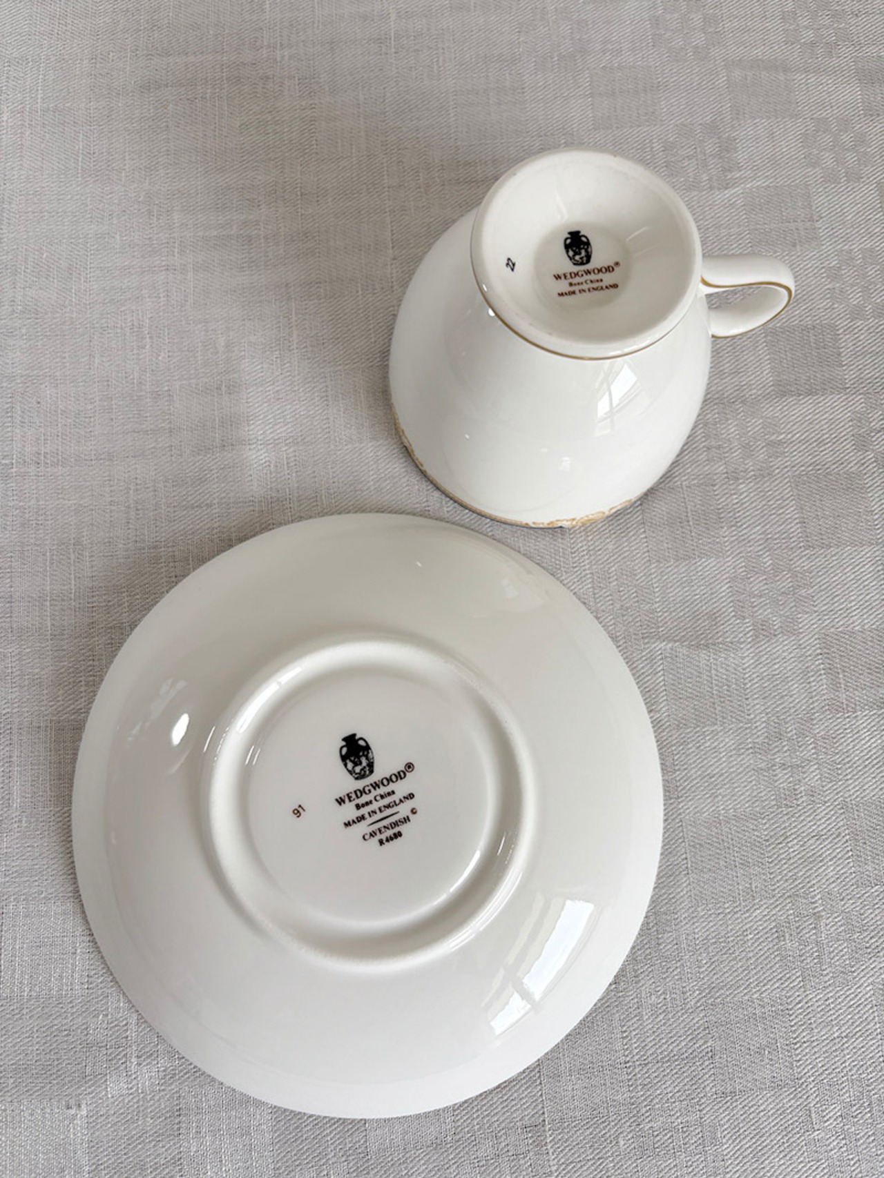 ウェッジウッド　カップソーサー　キャベンディッシュ　黒壺　ティーカップ　コーヒーカップ　Wedgwood CAVENDISH　廃盤モデル　17twc21-4