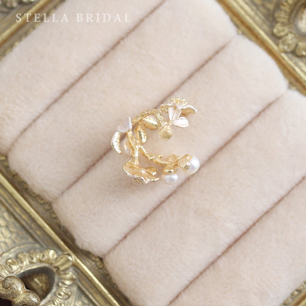 淡水パールとボタニカルデザインのイヤーカフ ココ・ブランチ | 【公式