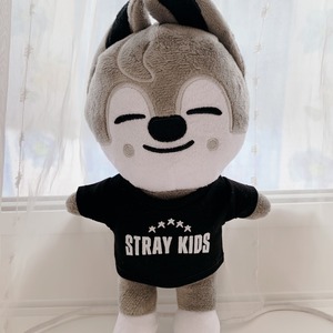 『5StarTシャツ』pilot　SKZOO　straykids　ヒョンジン　ウルフ　ジニレット　ポガリ　ぬいぐるみ　洋服　着せ替え　ちびぬい　ぬい　20㎝サイズ　リービット　リノ