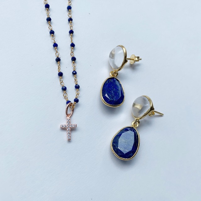 Gold Coating プチ ジルコニア クロス と ラピスラズリのネックレス