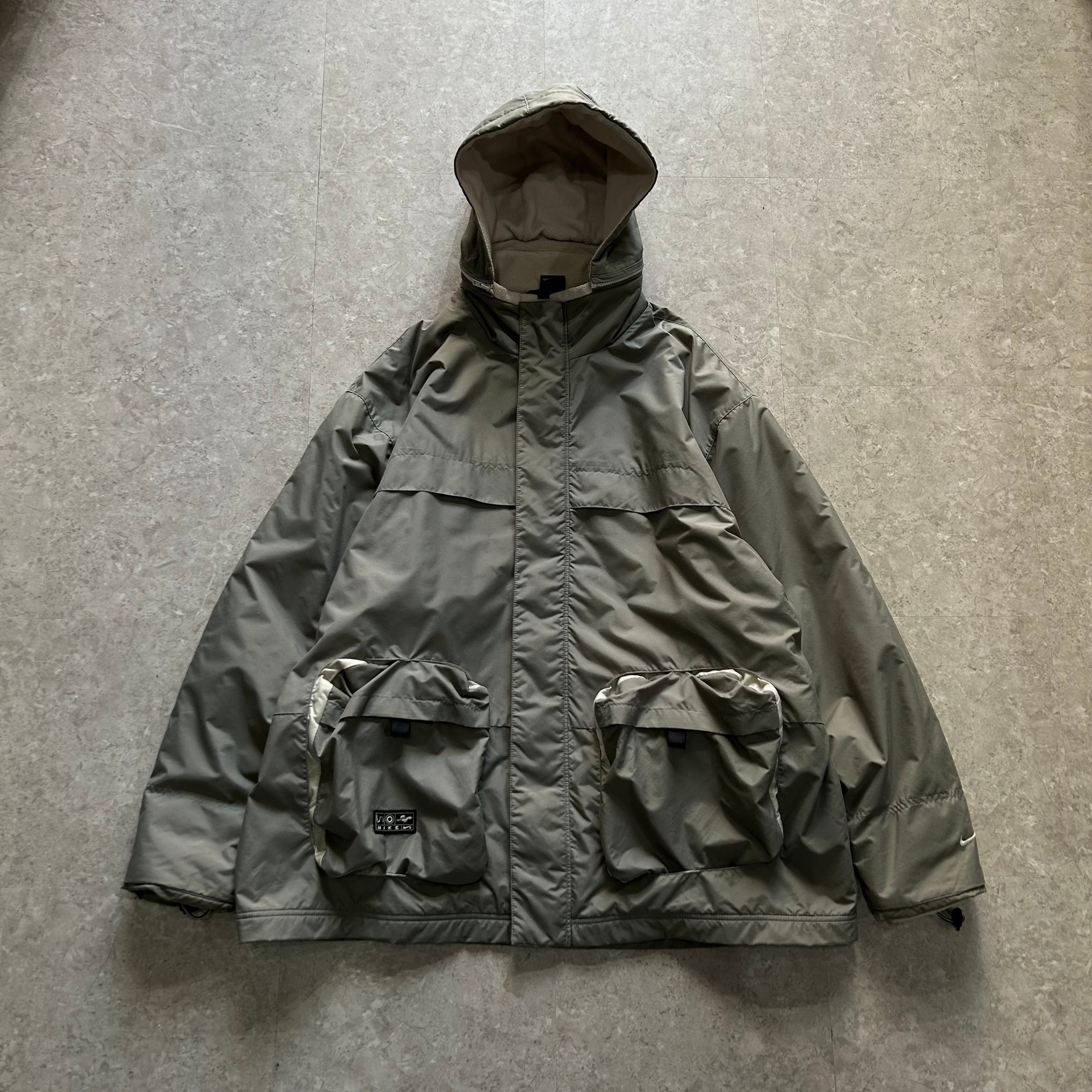 00s NIKE 3D pocket tech design nylon jacket【仙台店】