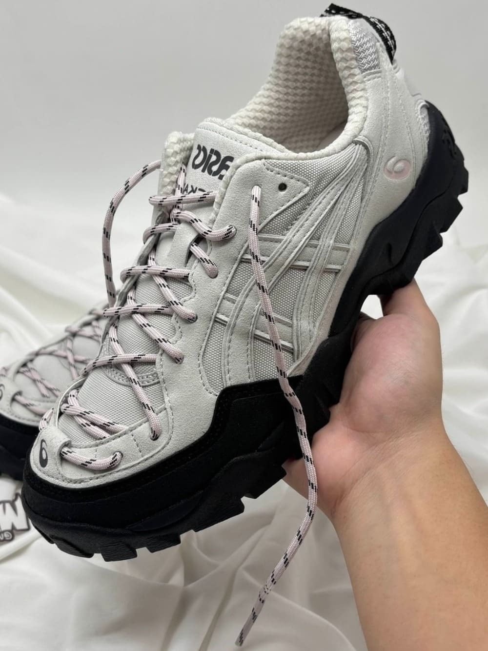 日本未入荷 ASICS Gel Pickax Oyster GreyBlack アシックス