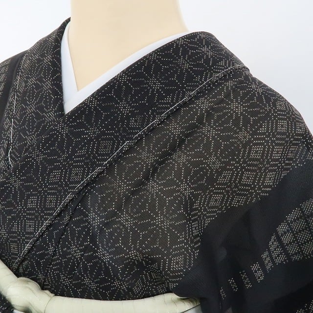 新品 紗紬 経緯絣 カタス式 7マルキ 夏着物“夏の紬に袖を通せば絣の詩  