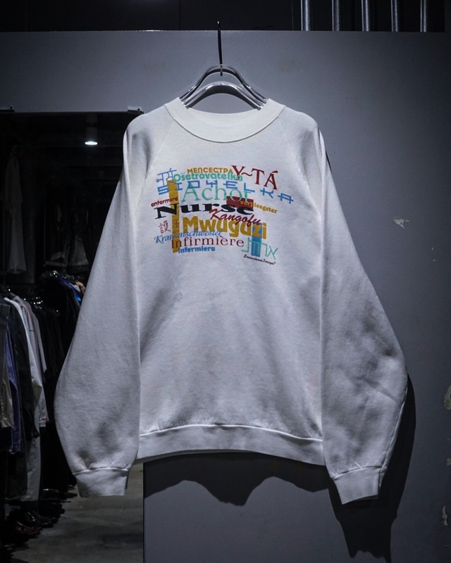 【add (C) vintage】90's “Nurse” Multiple Languages Graphic Vintage Sweatshirt