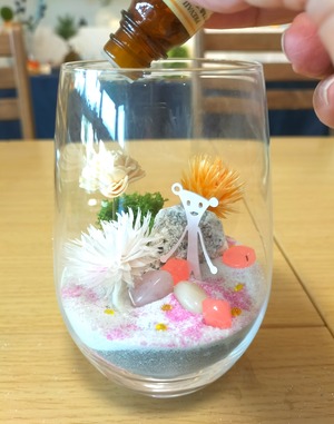 【金曜日限定】枯れない春を小瓶に詰めて。「春の息吹」アロマ・カラーサンド体験