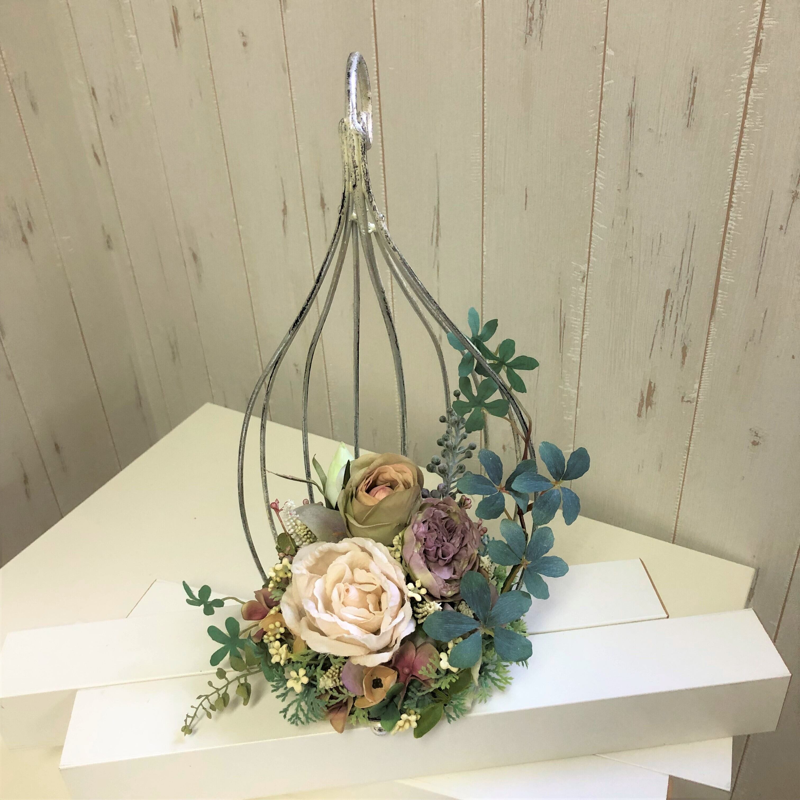 アイアンフレームアレンジ | Flower Art Shop サエラ