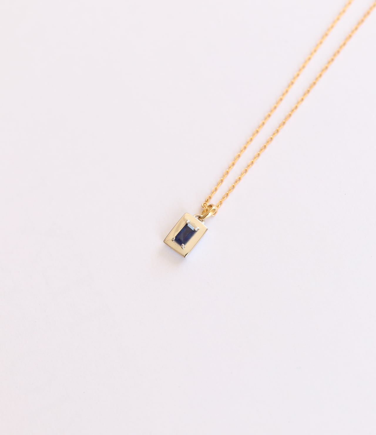 受注販売】Bucket cut Sapphire Necklace K18YG＆PT950 / AL-018