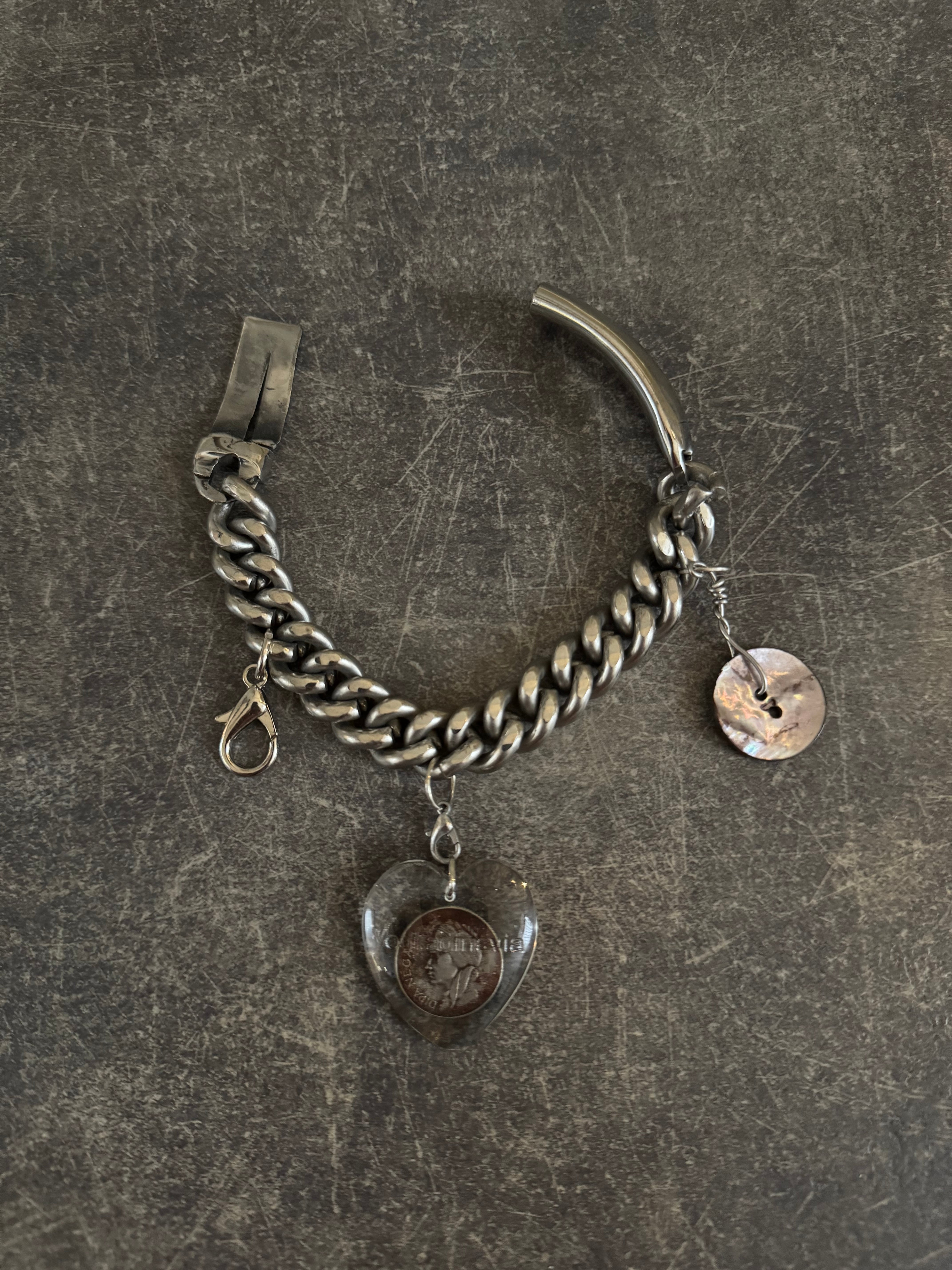 ブロデリ エ デンテル　スイスレース　日傘　総刺繍　フォスターウィル　レッド アウトレット