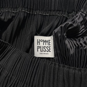 HOMME PLISSE ISSEY MIYAKE black pleats wide pants
