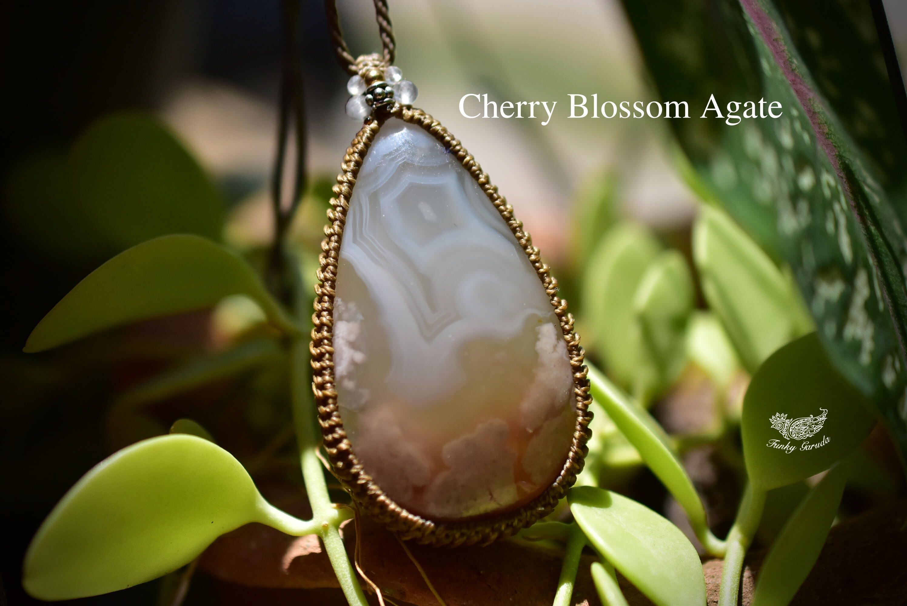 桜瑪瑙★大粒★チェリーブロッサムアゲート マクラメペンダント211