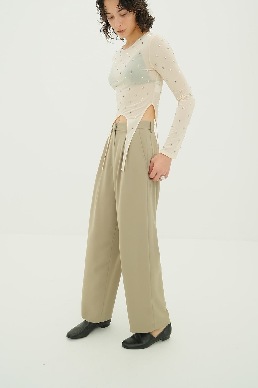 CLANE(クラネ) BASIC TUCK PANTS BEIGE | サウスオレンジ｜メンズ