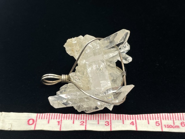 ワイヤーペンダントトップ（アーカンソー水晶）