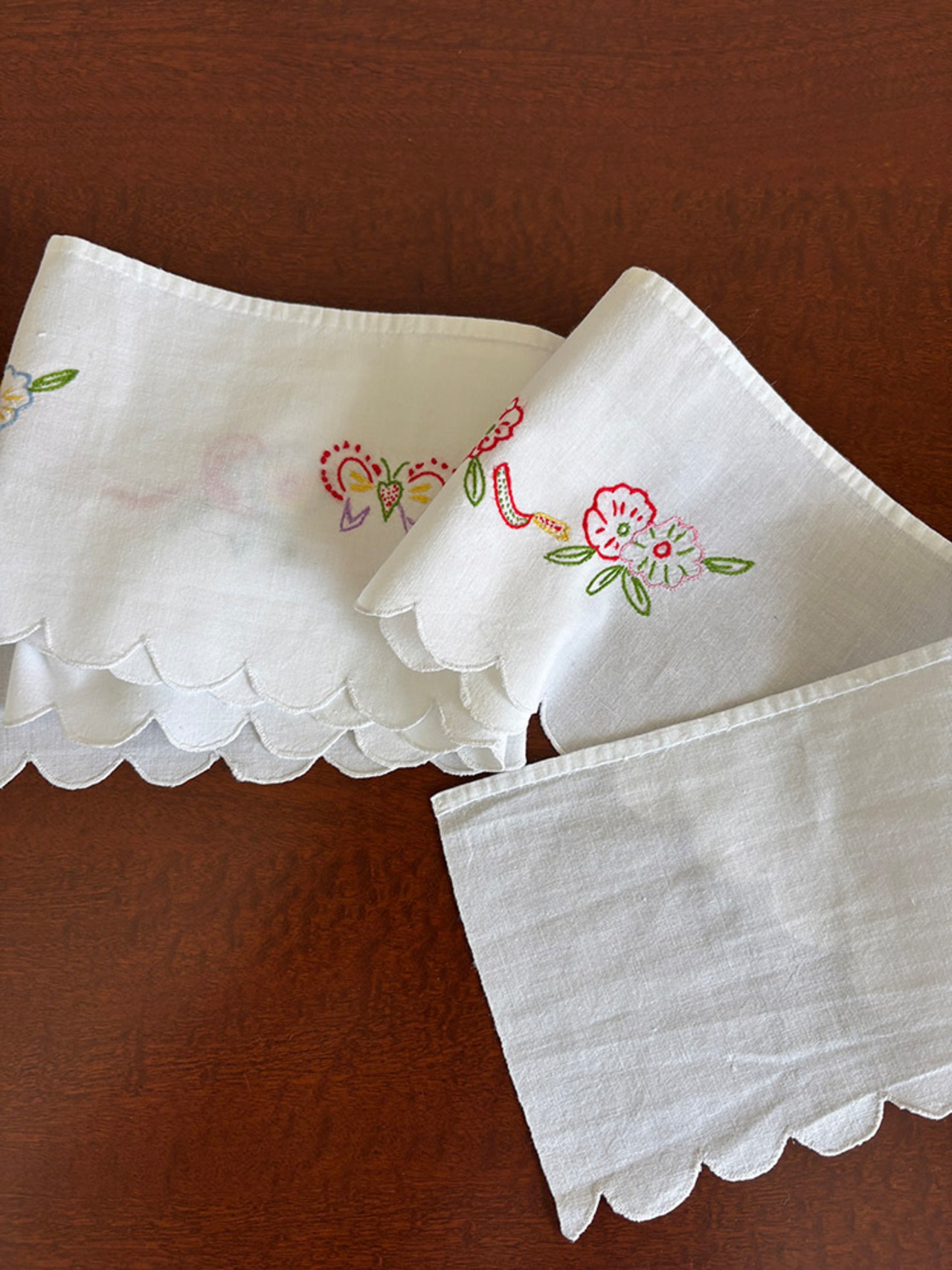 刺繍　棚飾り　色刺繍　ハンドメイドインテリア　野花　12clek23-1