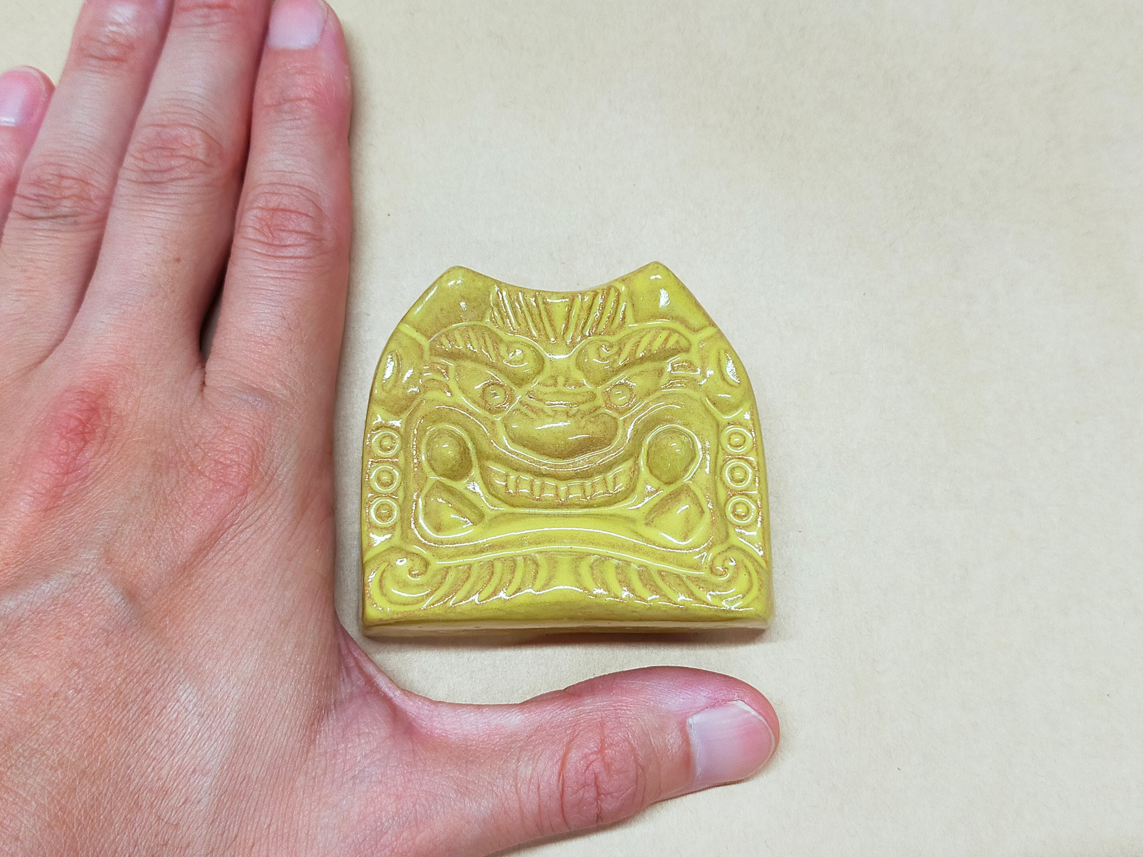 鬼瓦ペーパーウェイト（赤） | onifuku_onlinestore
