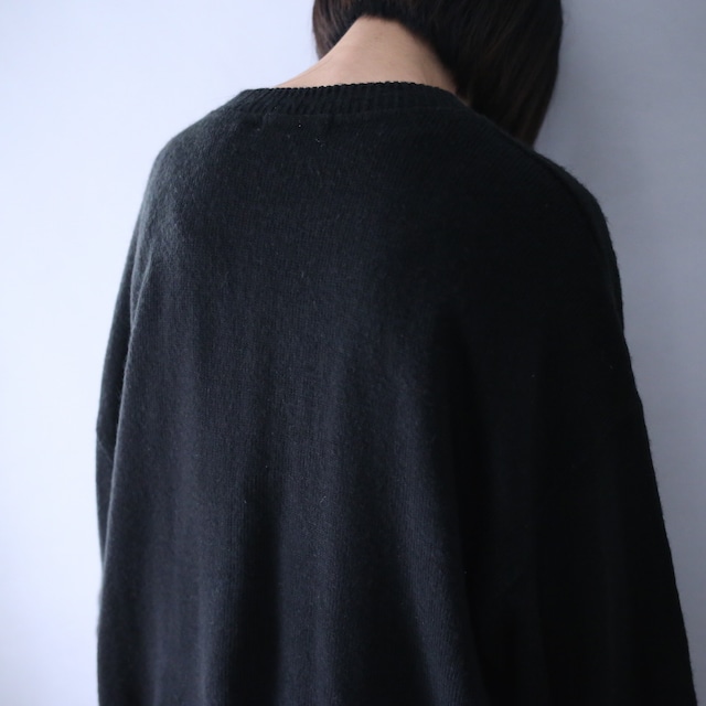 black base random block pattern over silhouette knit