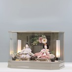 ピーカブーひな人形 ベルズキッスシリーズ アクリルケース飾り 【京春】 ひな人形｜雛人形｜桜｜筒形照明｜和モダン thumbnail 2