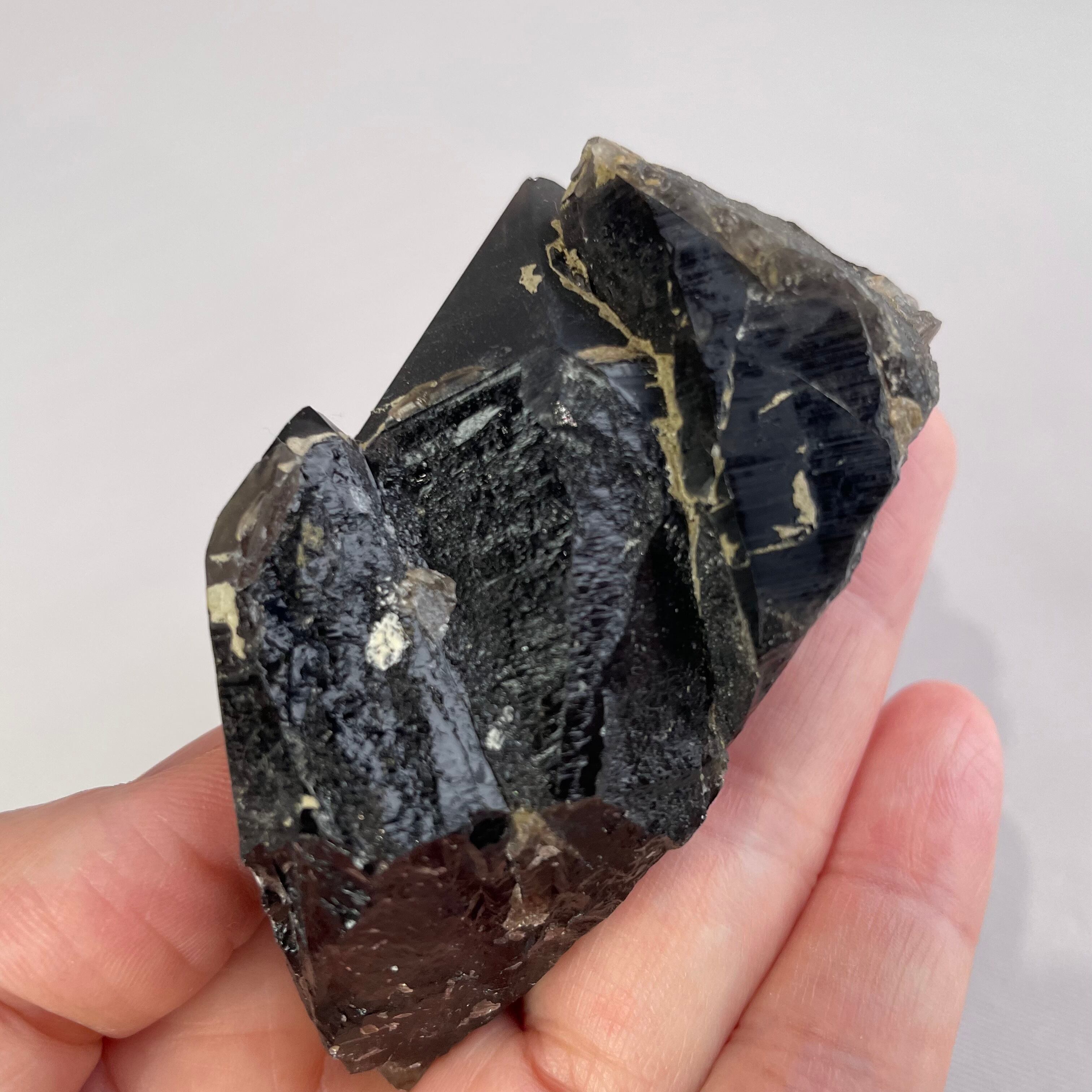 ⚫︎モリオンクラスター | GROW STONE OHMOYA通販ショップ 天然石