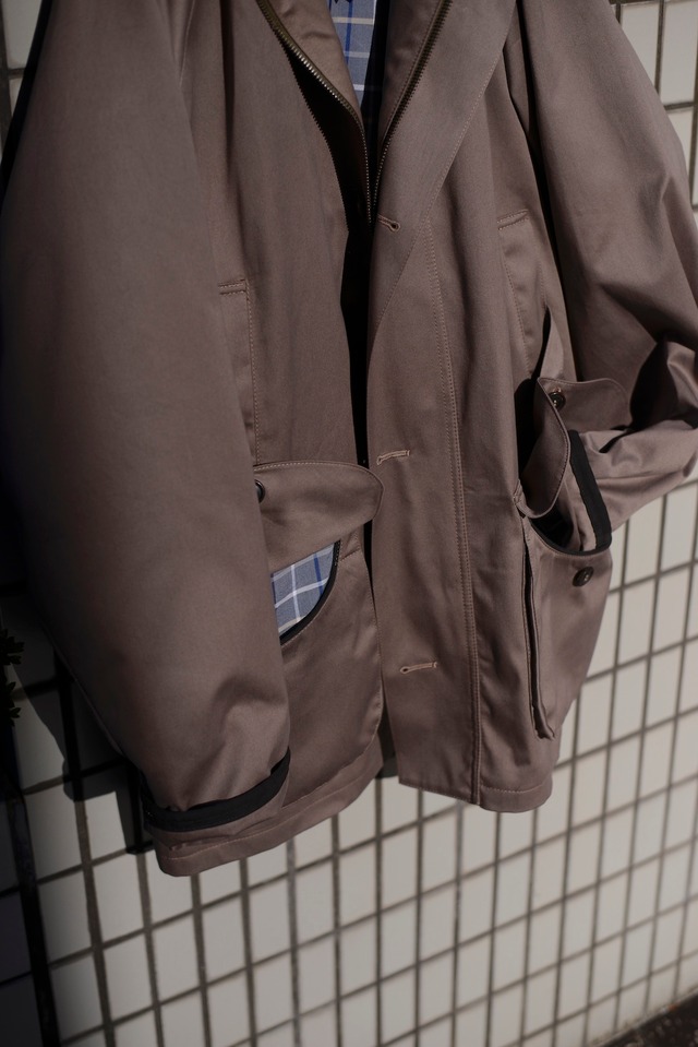 CHRYSALIS / exclusive for tatazmaiizumai /cotton gabardine field half coat color / nuance Greige