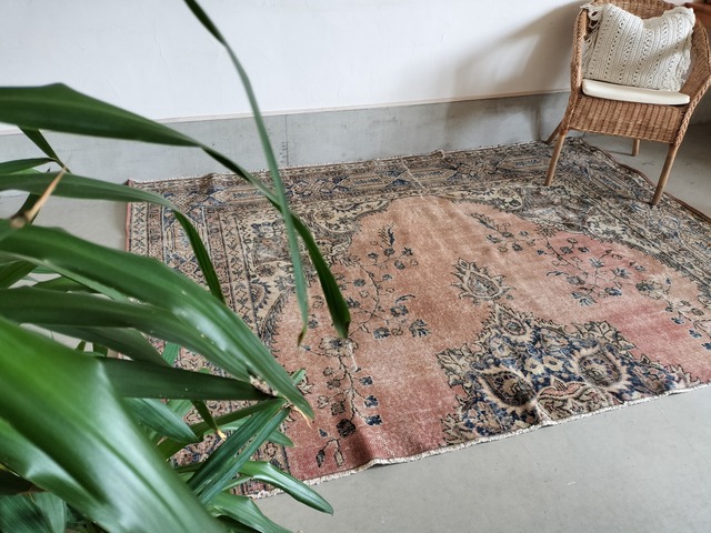 Turkish rug No.594