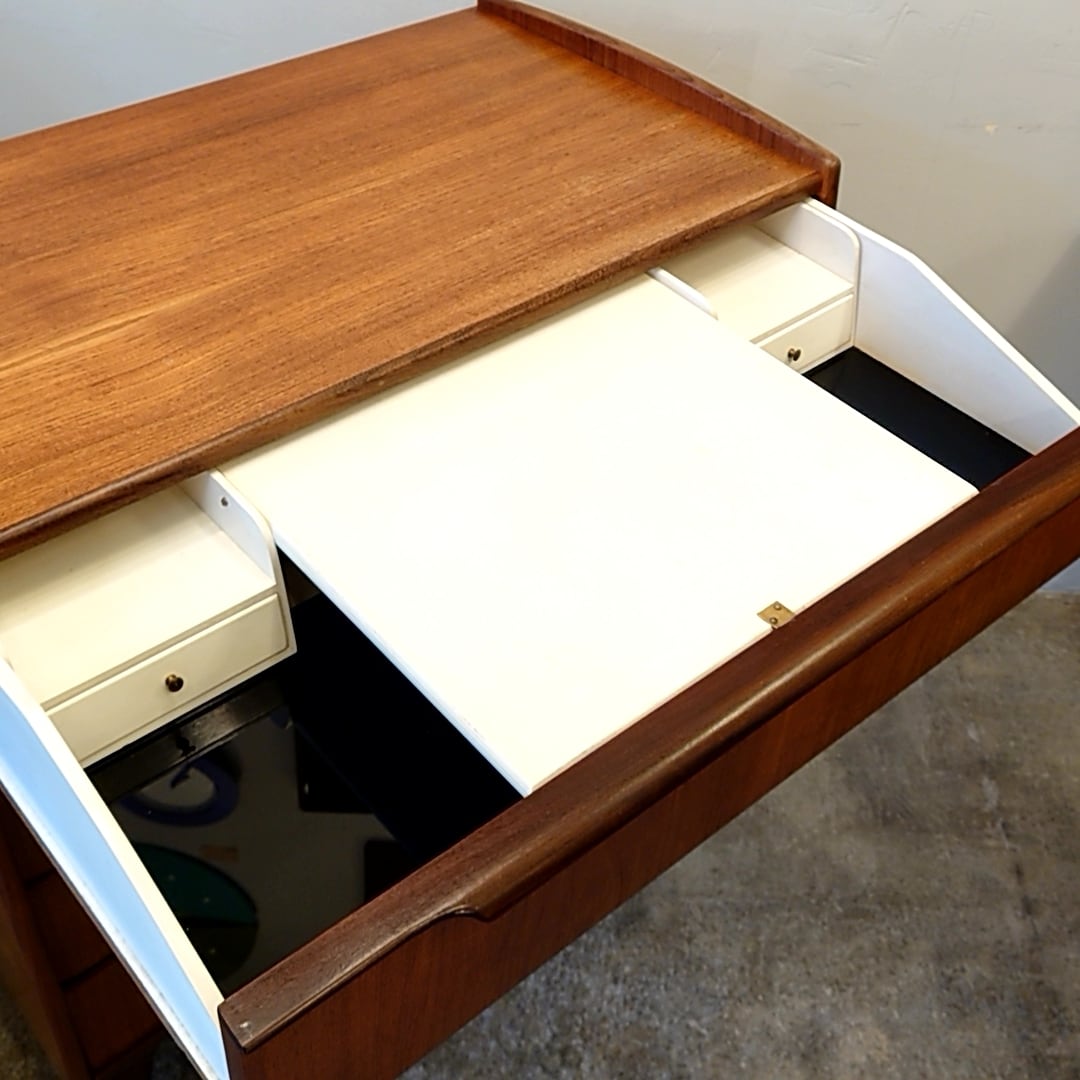 Denmark vintage dressing chest 北欧デンマーク ヴィンテージ