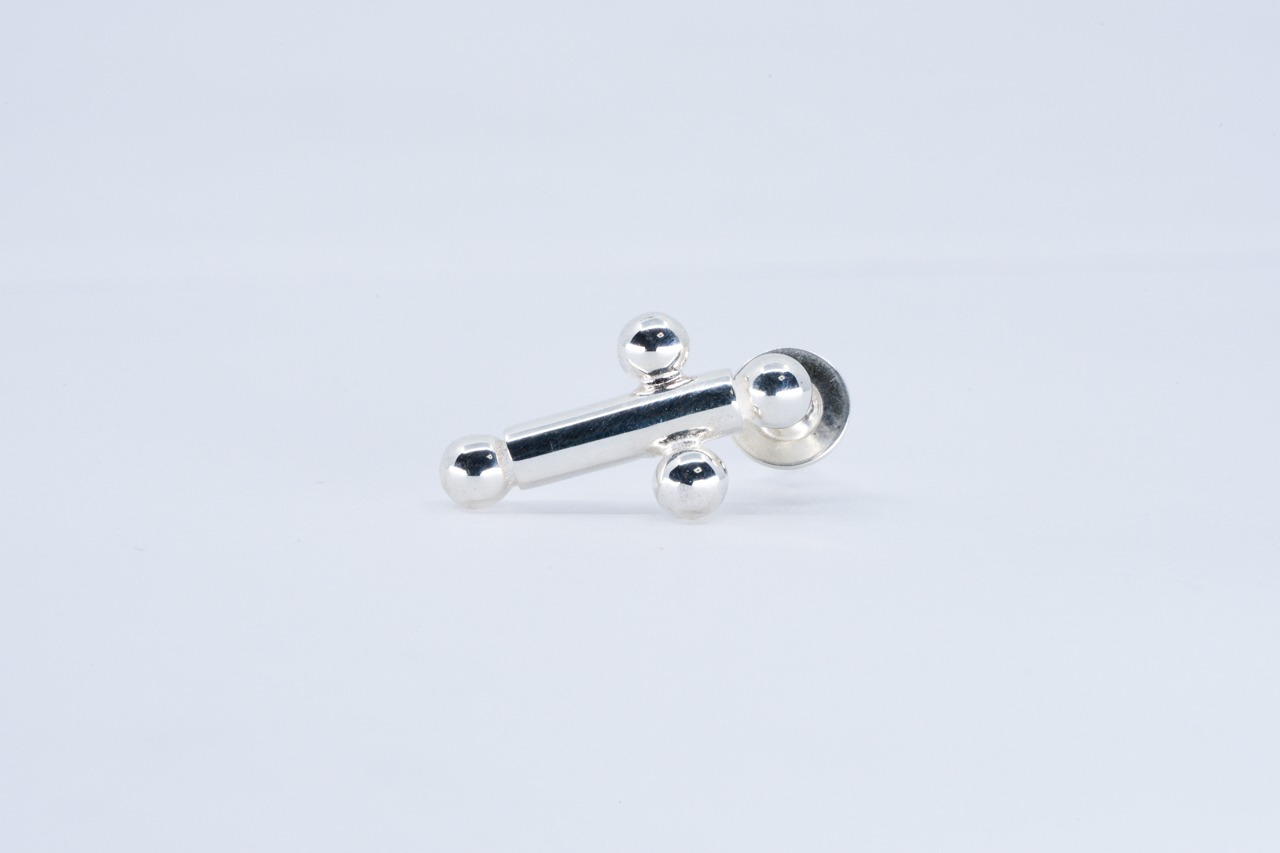 PI-019  BP Cross earring