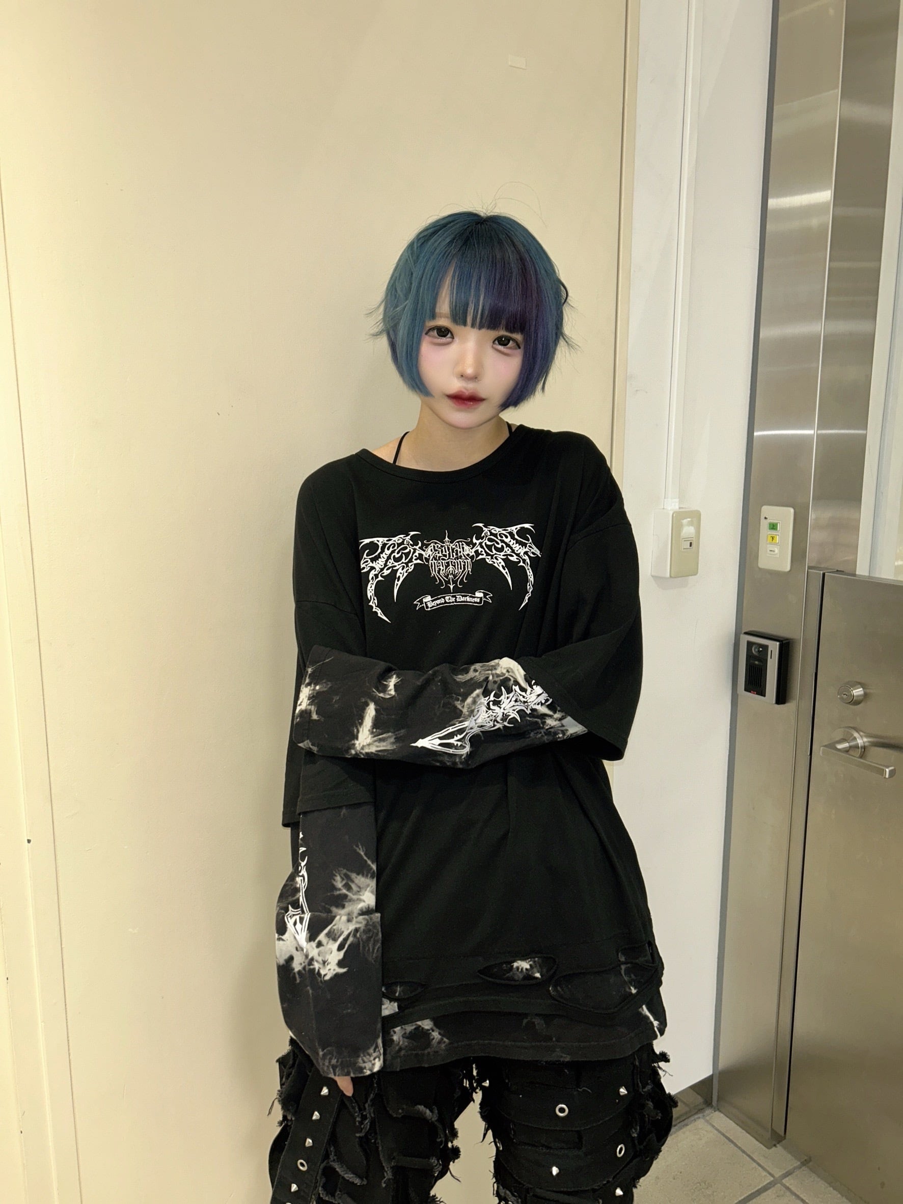 ソードウィングレイヤーTEE 地雷 サブカル | 韓国系ユニセックスTHICC
