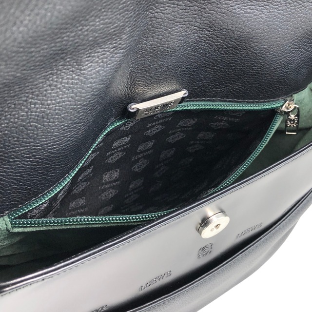 LOEWE ロエベ ショルダーバッグ ブラック ロゴ レザー vintage ヴィンテージ オールド btrmzs