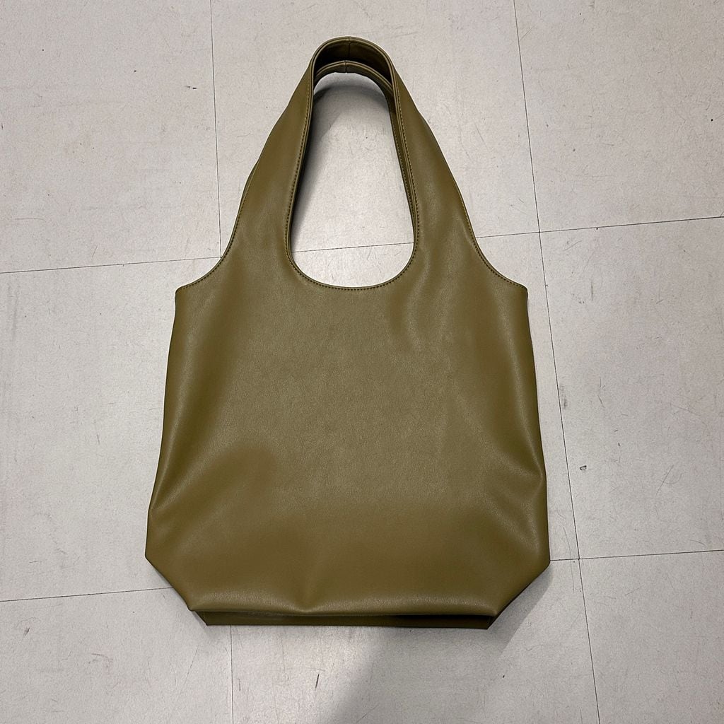 A.P.C アーペーセー Nihon Small Tote Bag レザートートバッグ PUAAT