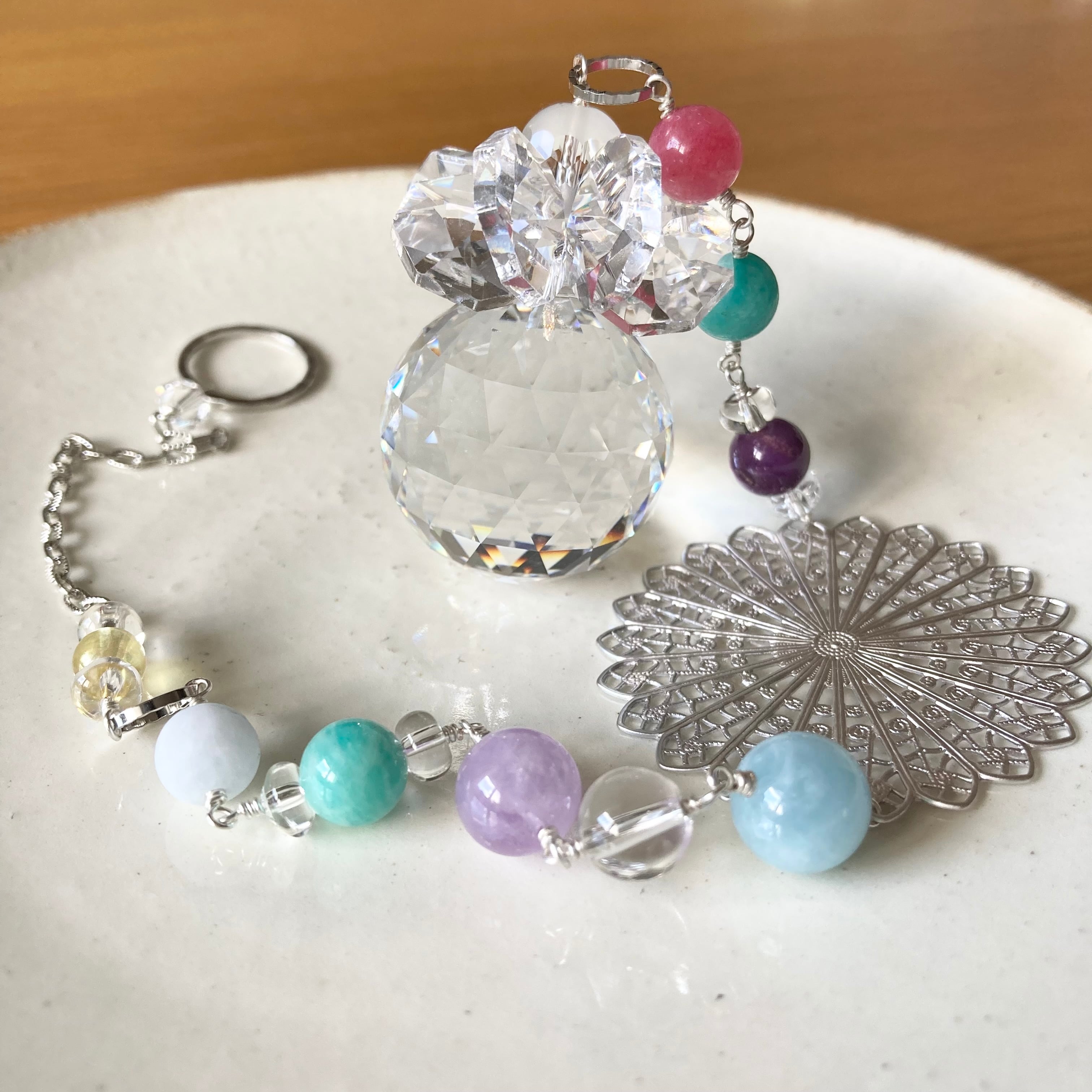 サンキャッチャー♡ハンドメイド「スワロフスキー✧︎ロザリン