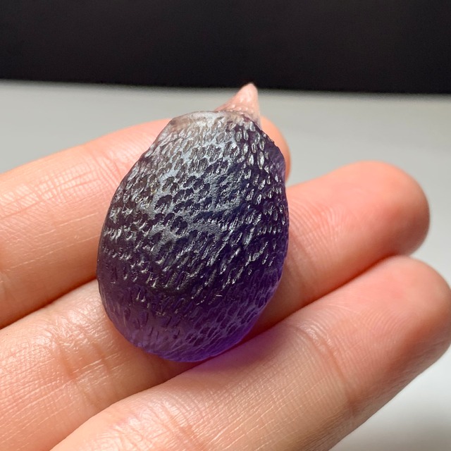 12.可愛い色合い☆フローライト ハリネズミ