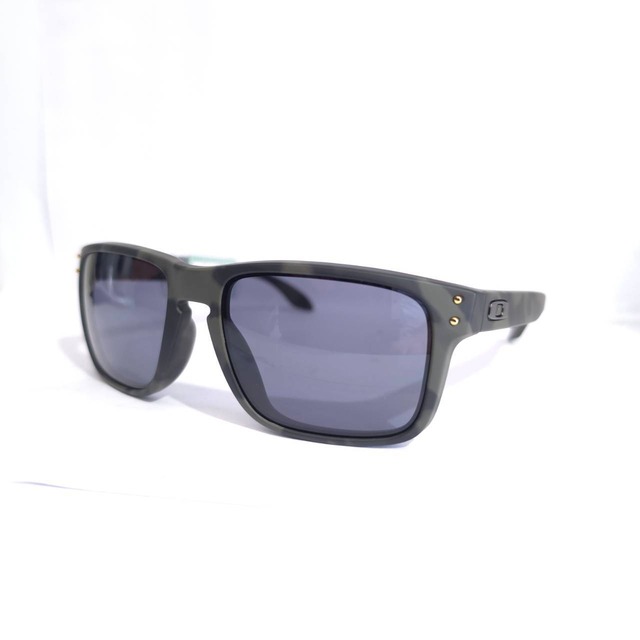 【OAKLEY Holbrook(A)カスタム】グレー　グリーンカモフラージュ