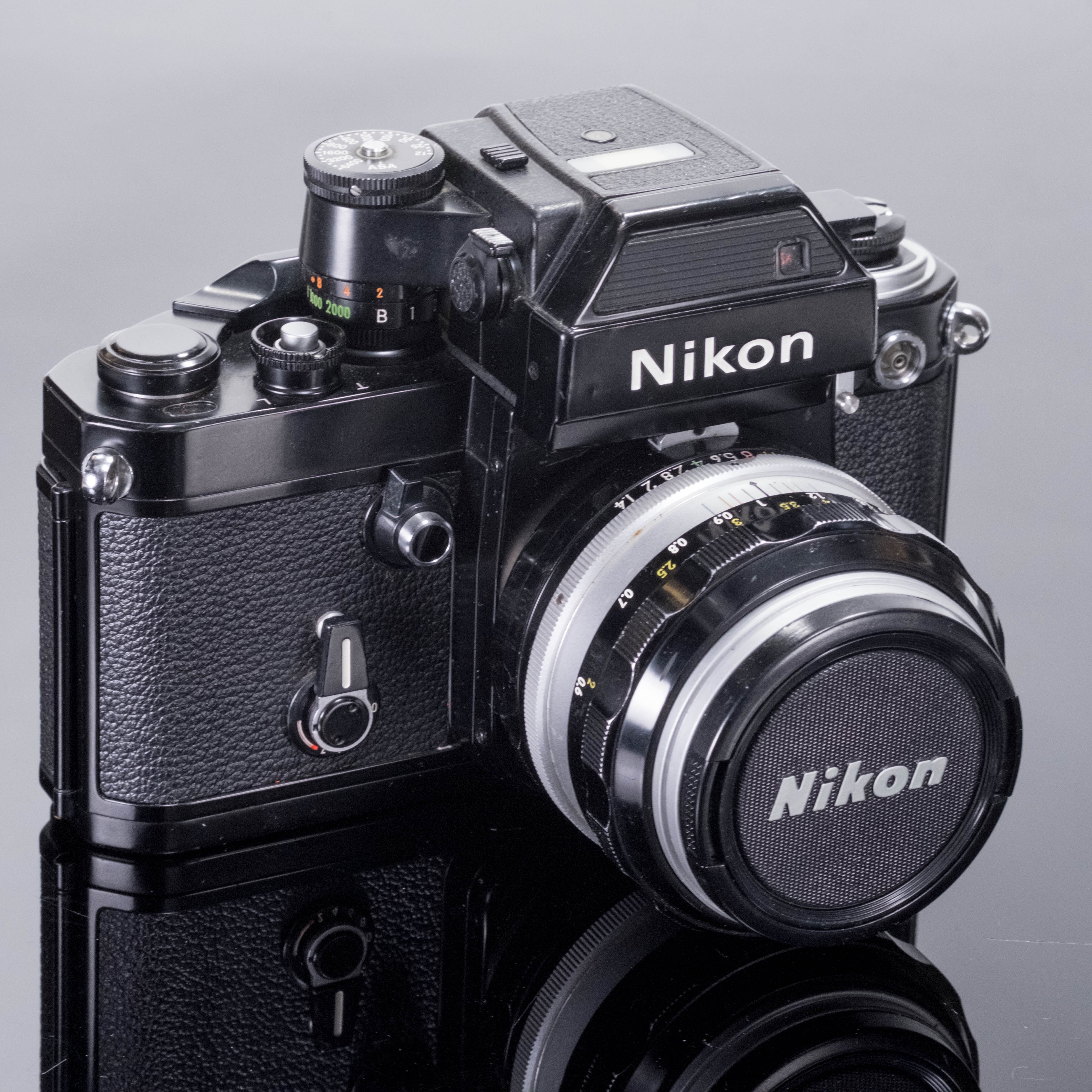 Nikon F2 フォトミック SB(DP-3) + NIKKOR-S Auto 50mm F1.4 【ランクA