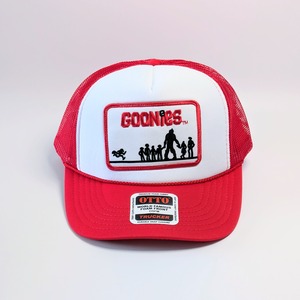 【 OTTO CAP オットーキャップ 】 『 The Goonies グーニーズ 』 トラッカーキャップ/ メッシュキャップ / RED 〚アメリカン雑貨 アメトイ〛