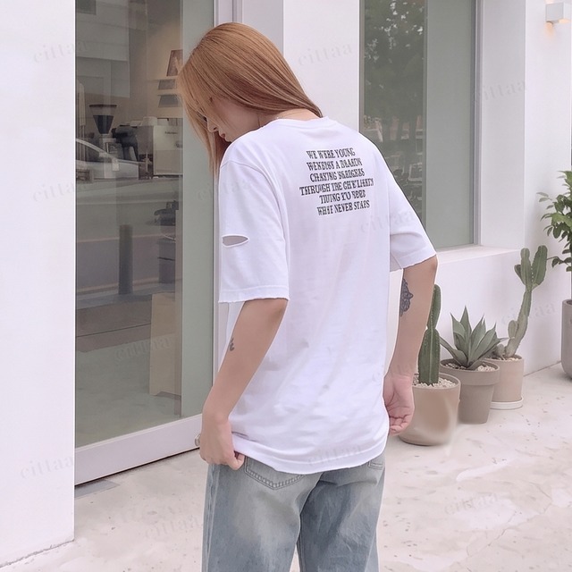 【即納】Y-5015　2026秋新作♡YOUNGダメージデザインバックプリント半袖Tシャツ　ホワイト　0731