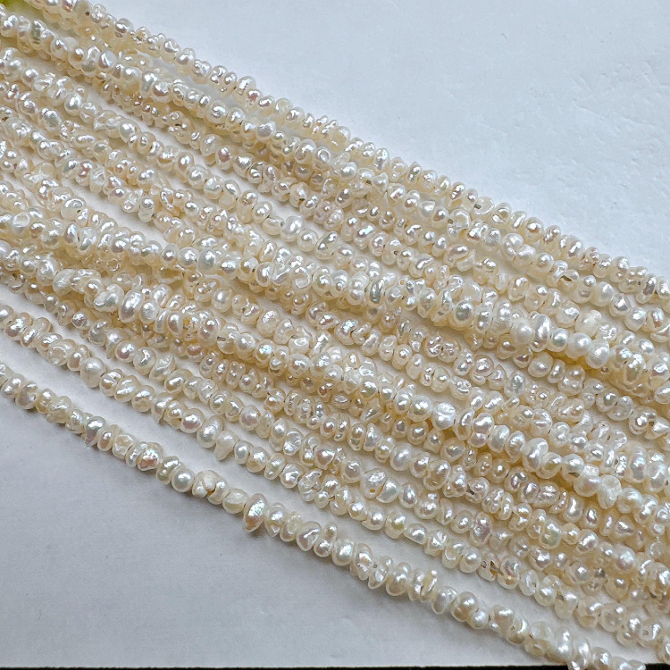 淡水パール　さざれ　3mm ｜ P0037