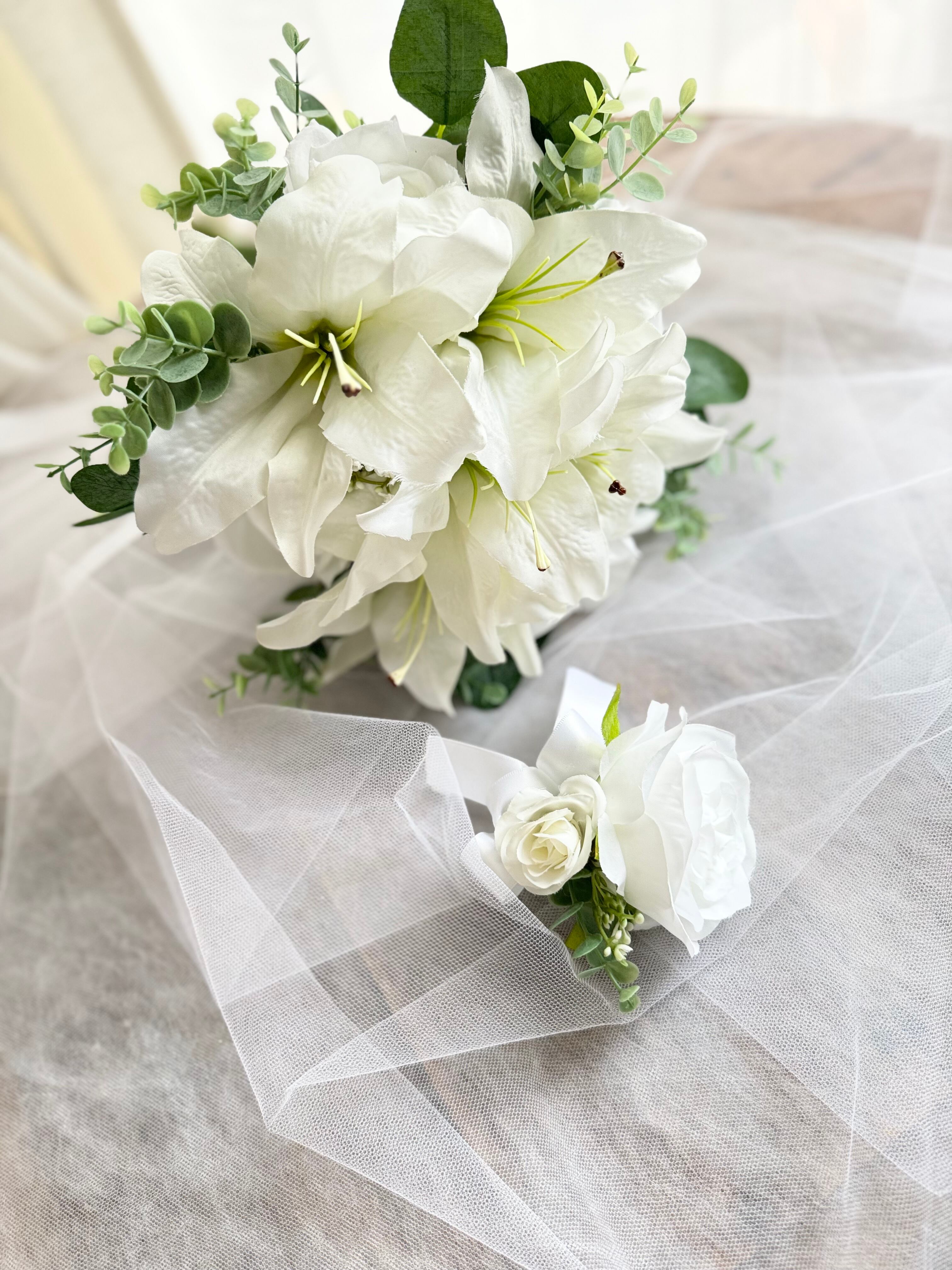 カサブランカクラッチブーケ☆ブートニア | houkiboshi 