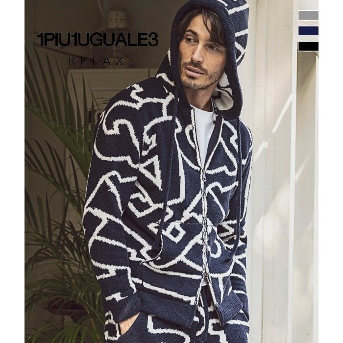 1PIU1UGUALE3 RERAX ビッグロゴパーカー セットアップ 1PIU1UGUALE3 RERAX ビッグロゴパーカー セットアップ