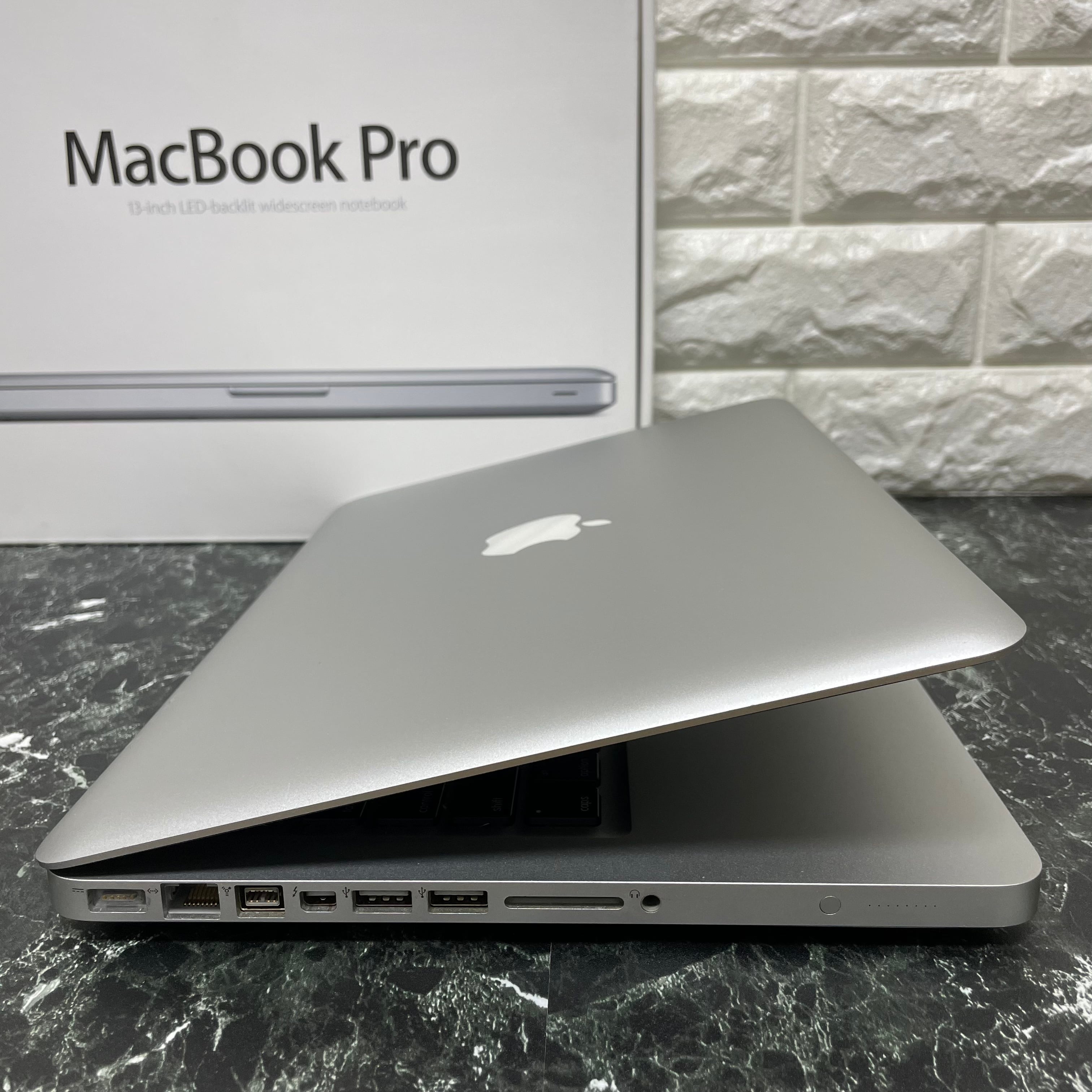 MacBook Pro 13インチ｜新品SSD240｜Mac&Win11｜新品バッテリー ...