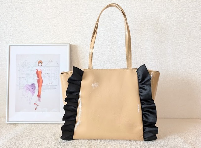 【オーダー】サイドポケットバッグＬ：黒×アイボリー【ハラコ×エナメル革】