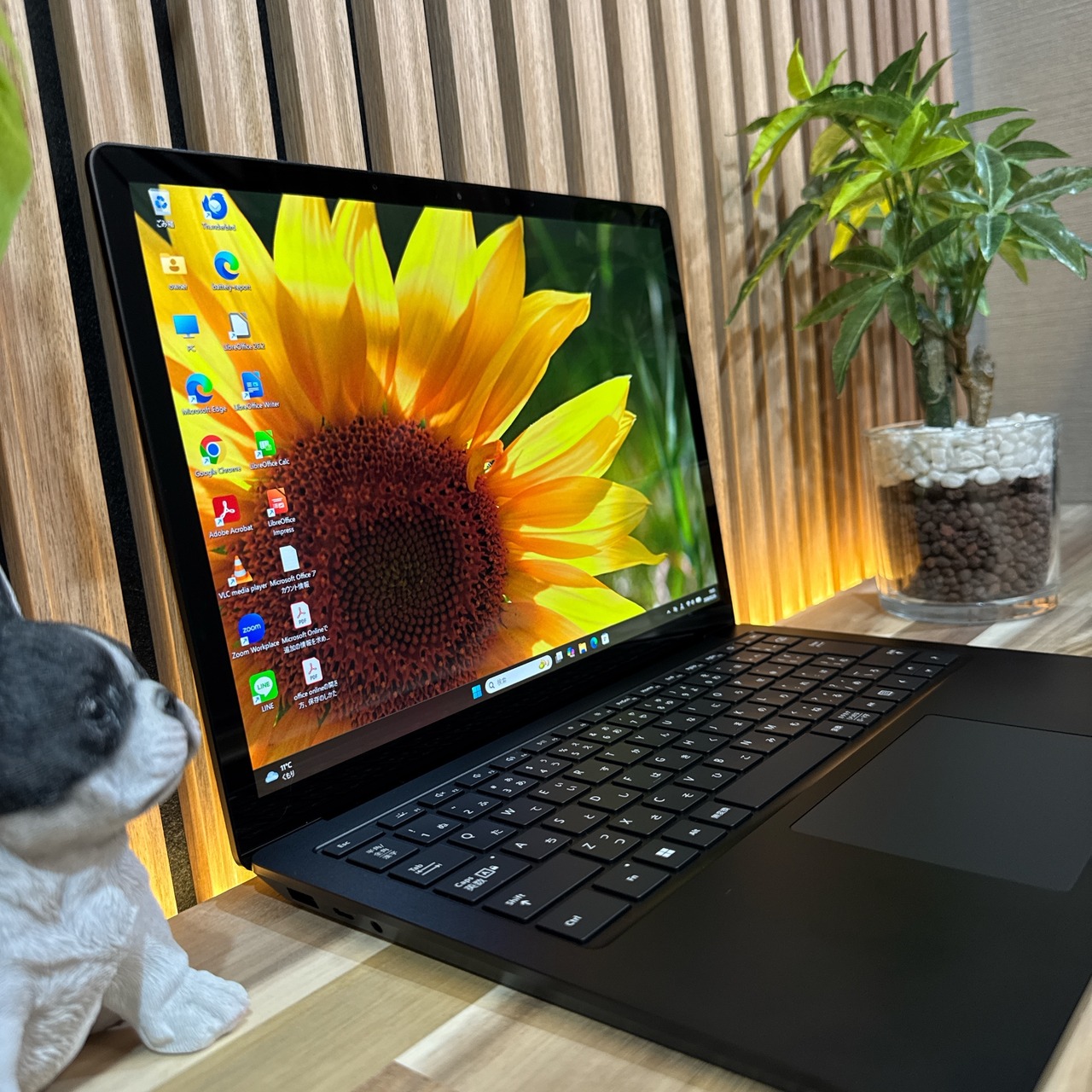 \ 公式ショップ限定価格❣️/ 美品《ハイスペック》Surface Laptop 4 最高峰i7 第11世代 メモリ16GB SSD256GB ノートパソコン 安心サポート&3ヶ月保証付き