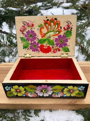 ペトリキフカ塗り　ジュエリーボックス 15сm（ホメンコ作）