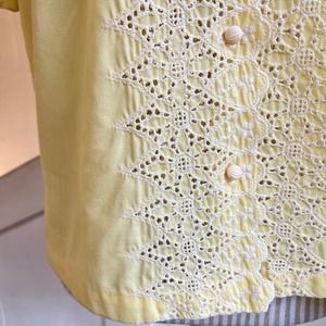 60's yellow lace shortsleeve cotton blouse