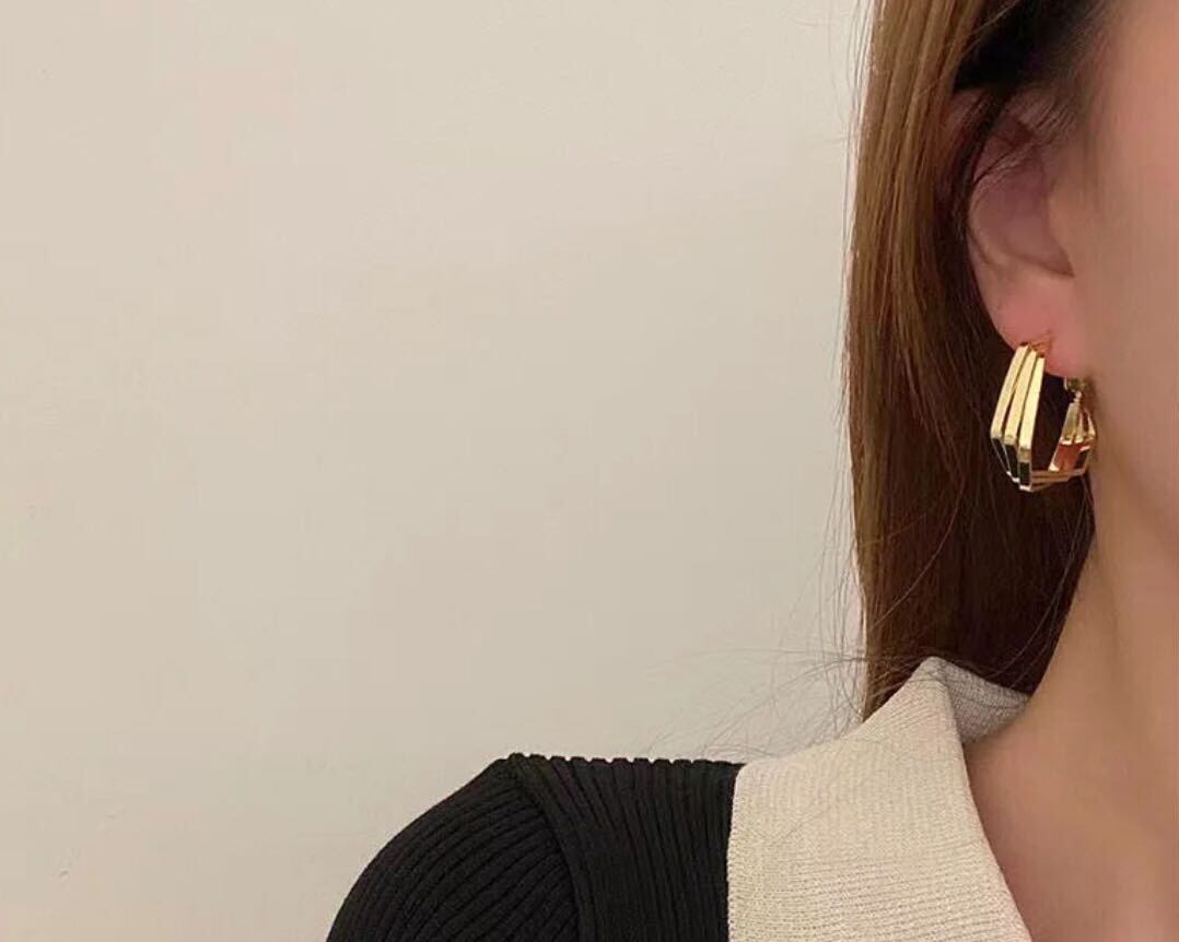 ドゥーチェピアス( A - D )