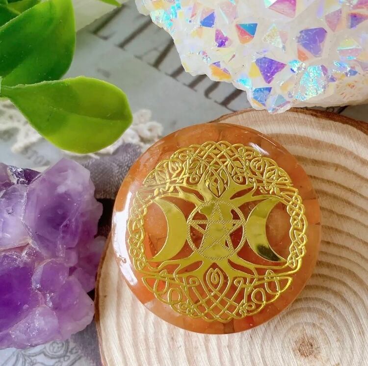 白蛇抜殻入り 開運✨御守りオルゴナイト✨握り石✨ メタトロンキューブ