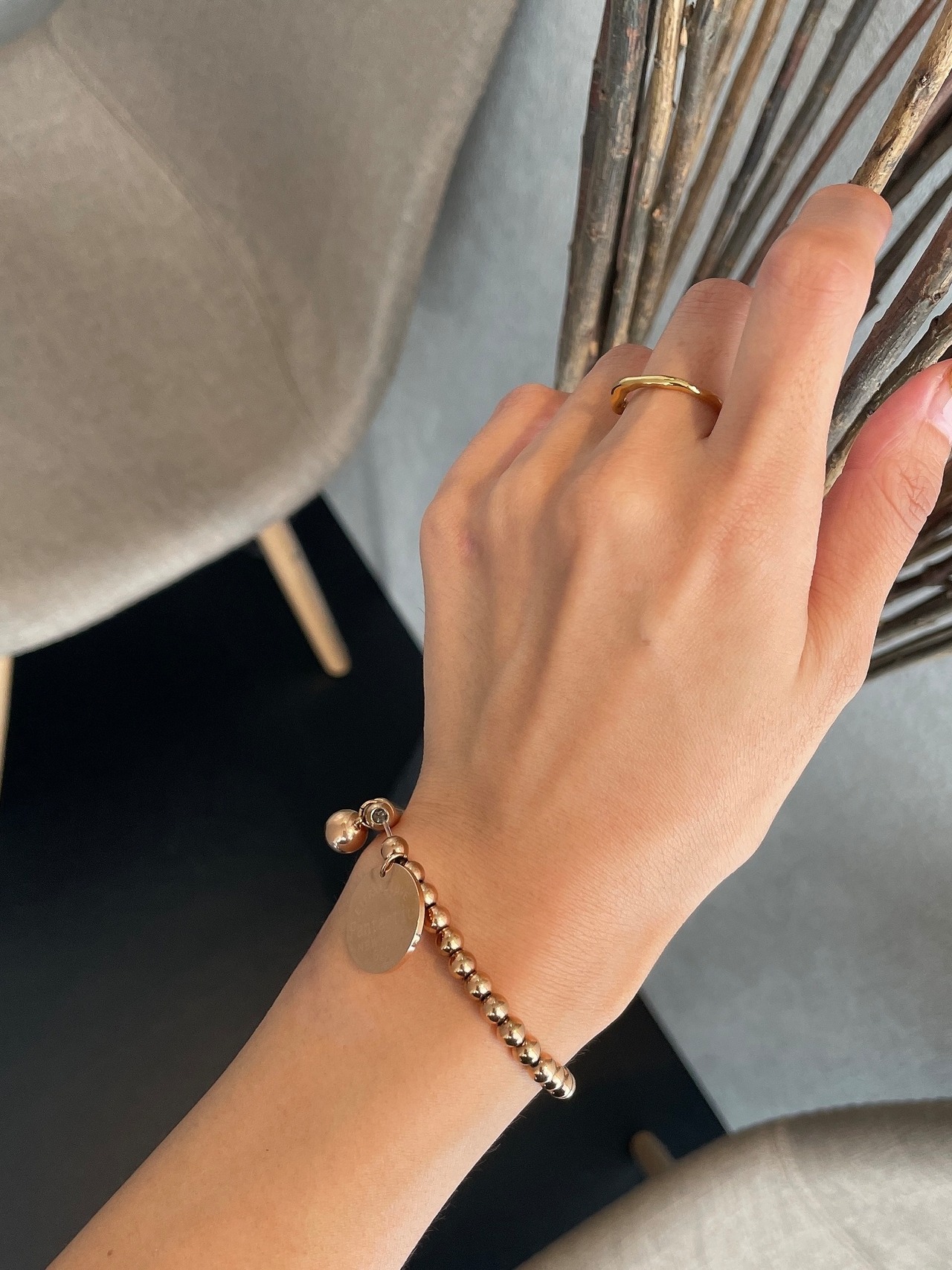 round charm bracelet