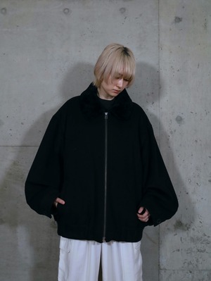 over silhouette boa switching design zip-up wool jacket