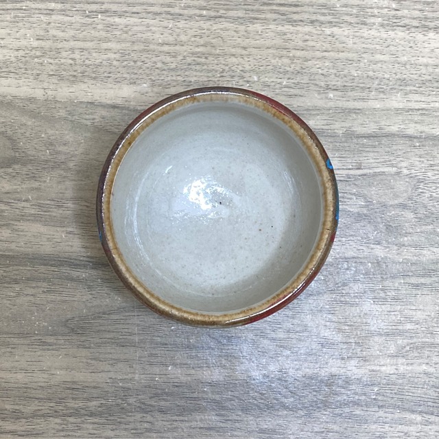 湯呑み　菊模様