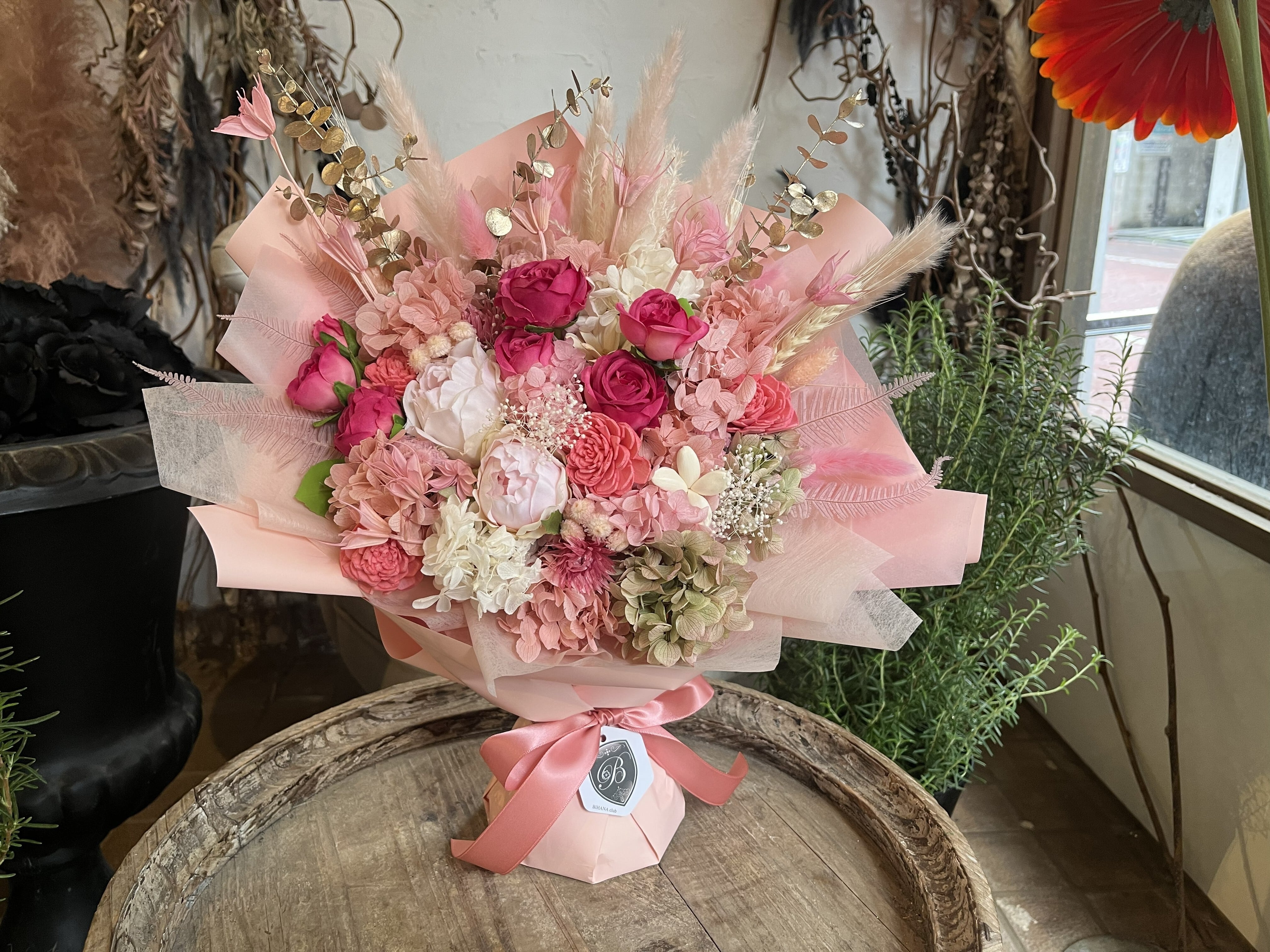 プリザーブドフラワー 花束 ギフト｜スタンディングブーケ（花瓶不要