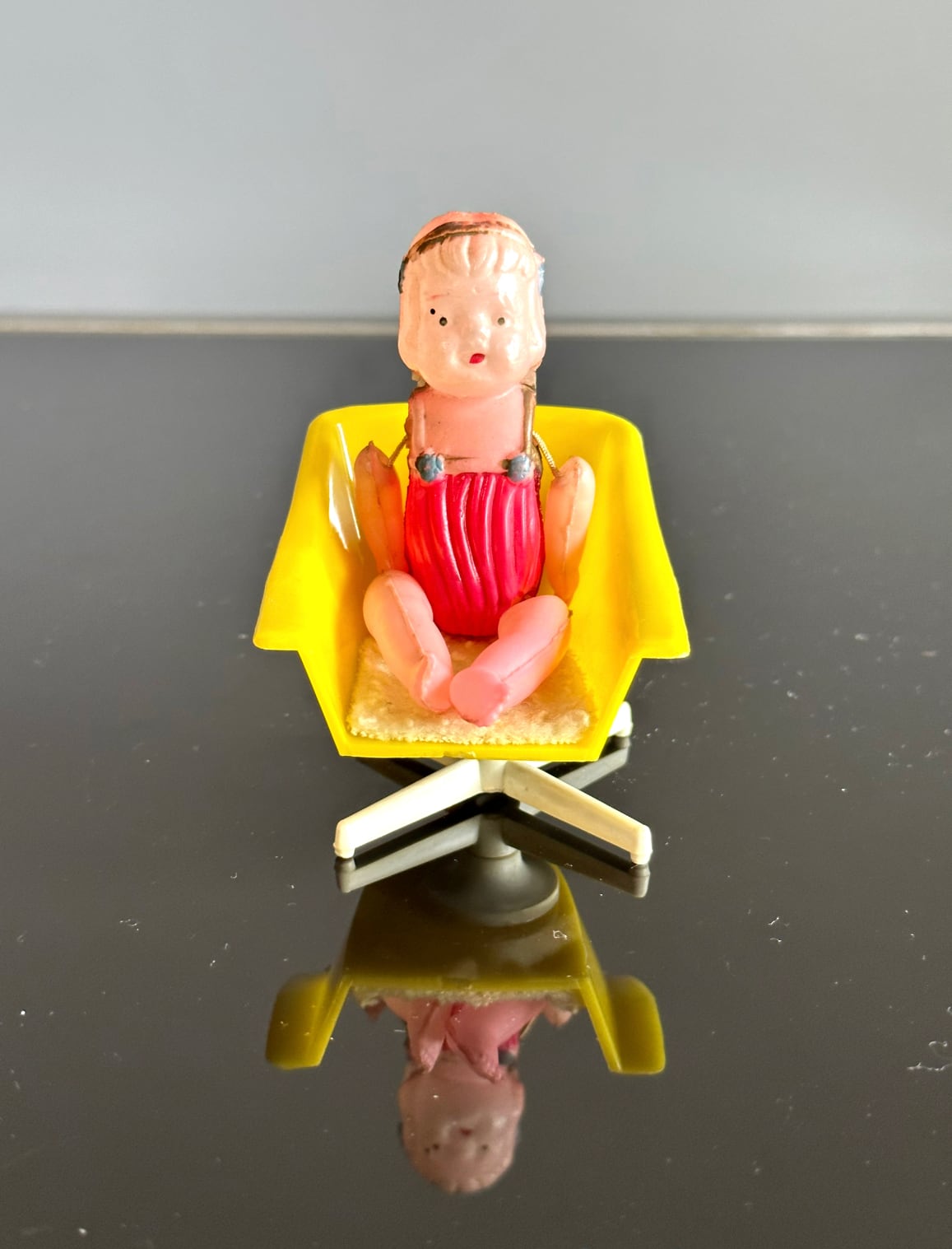 昭和レトロ 蓋付き小物入れ 花柄容器 プラスチックケース 菓子入れ